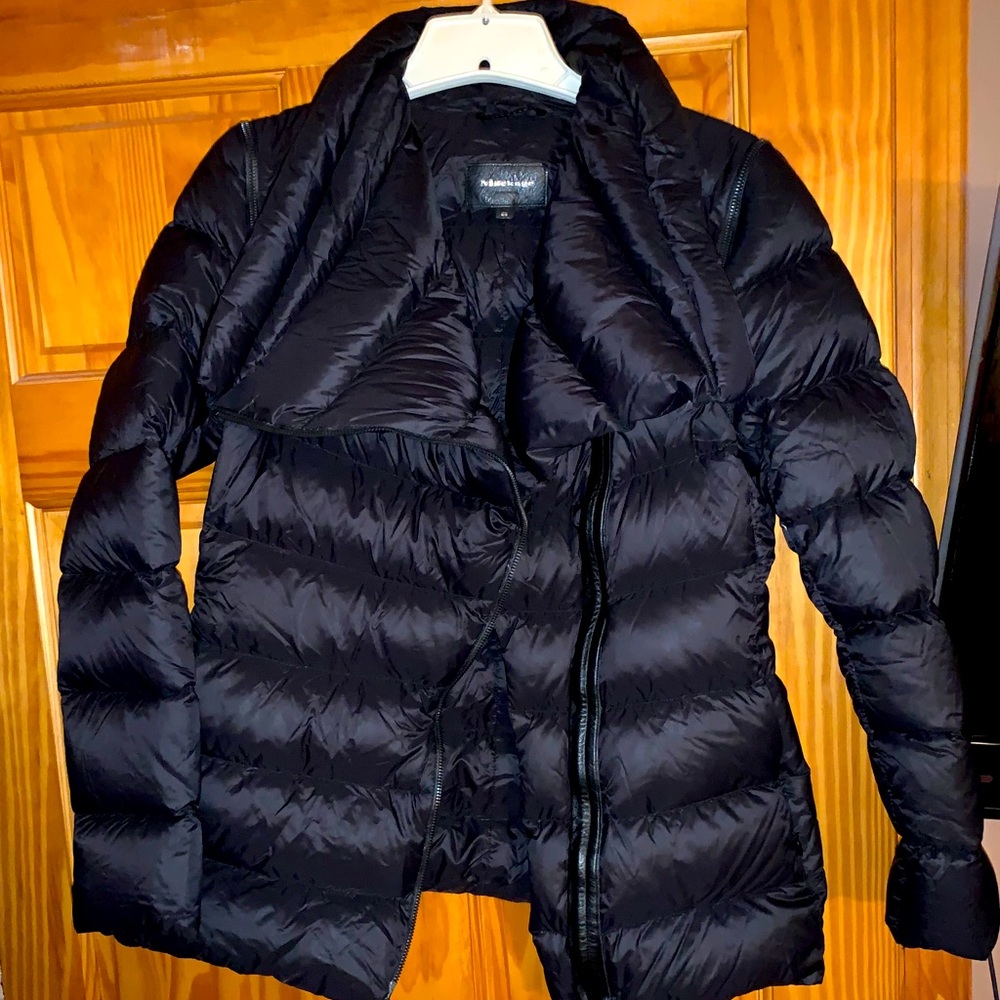 Black Light Weight Jacket...Gently Used!!